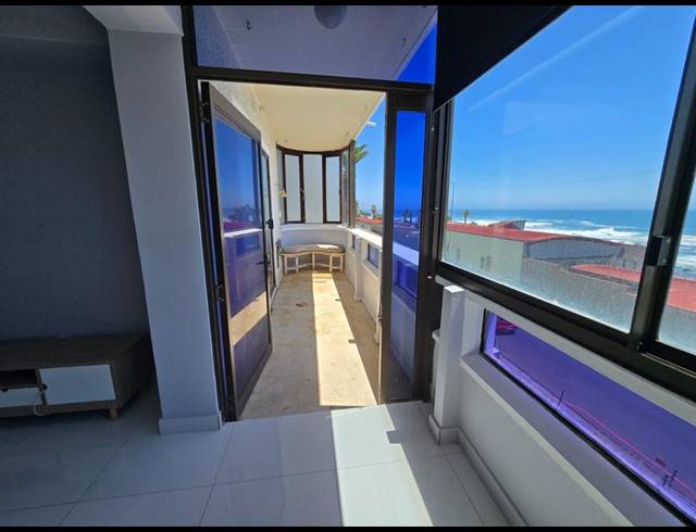 2 BEDROOM PROPERTY TO RENT IN SEA POINT